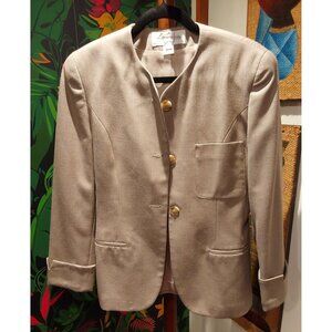 Jones New York Women's Beige Collarless 3 Button Wool Blazer. Size 10